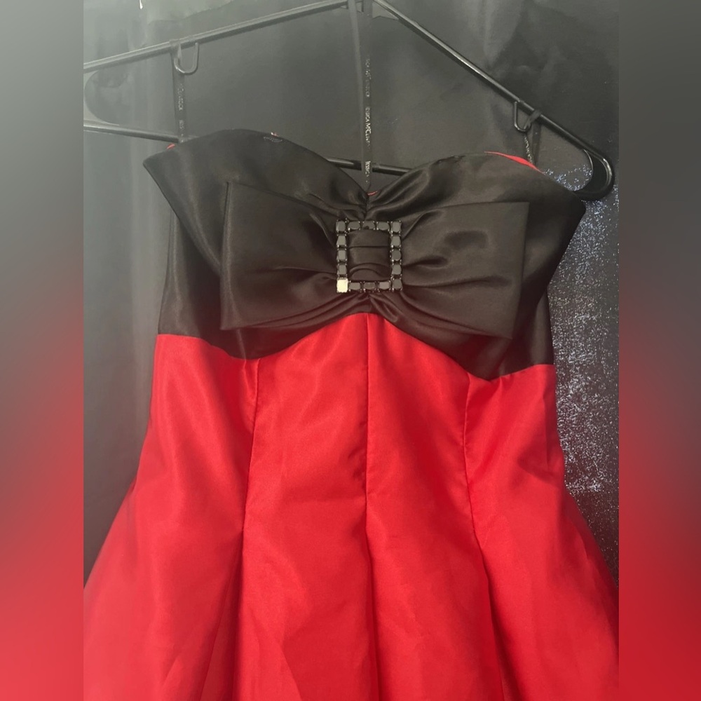 Vintage 80s Gunne Sax Strapless Satin Prom Dress, Fit + Flare, Goth Romantic